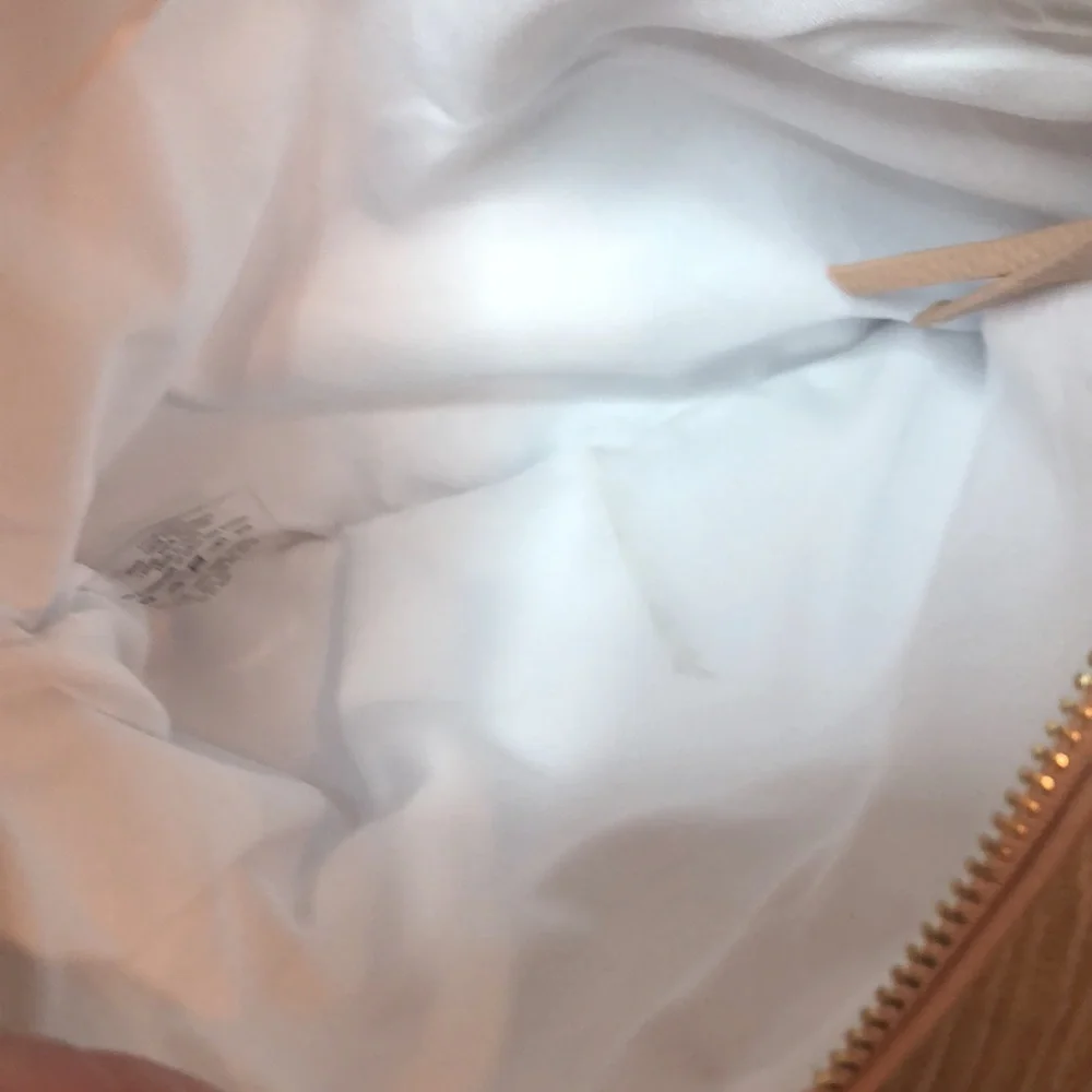 Chloé Parfum Tan & White Cosmetic Pouch